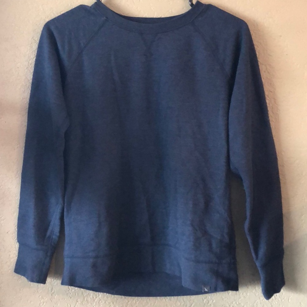 Eddie Bauer crewneck